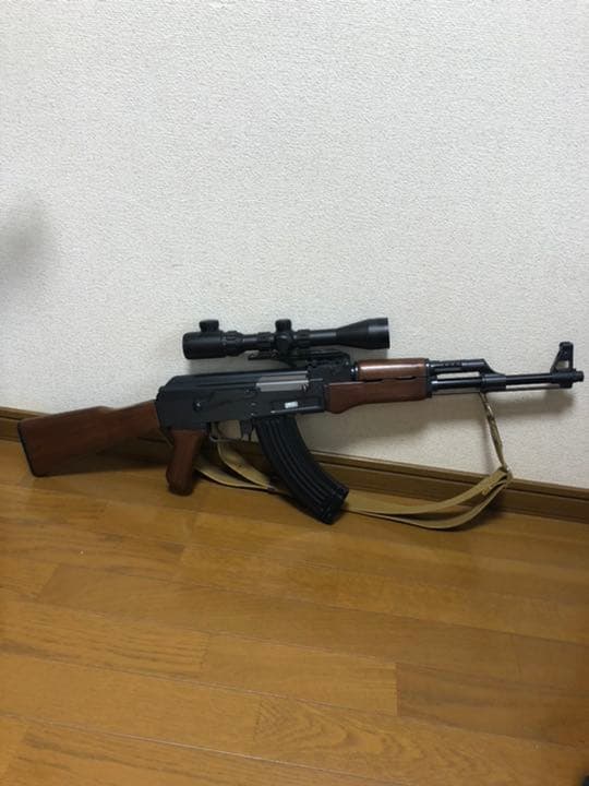 AK電動ガンスコープ付き