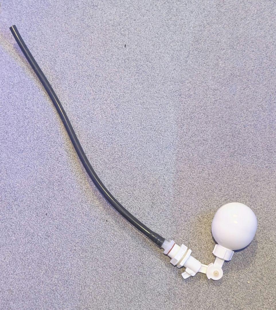 redsea reefer 250 v3 貯水タンク