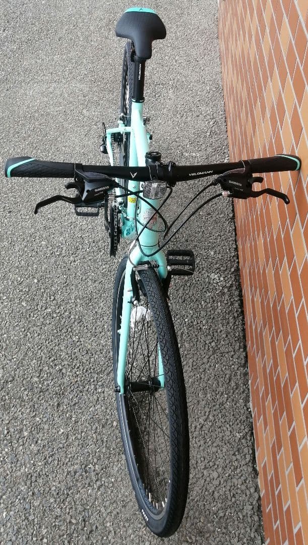 Bianchi c-sport 1　クロスバイク新品未使用室内・直接渡し＋ライト