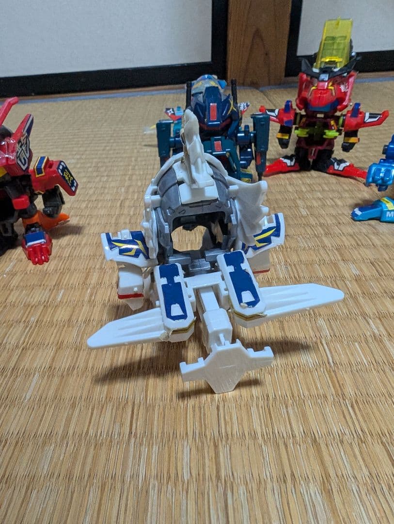 バトルビーダマン　 8体セット