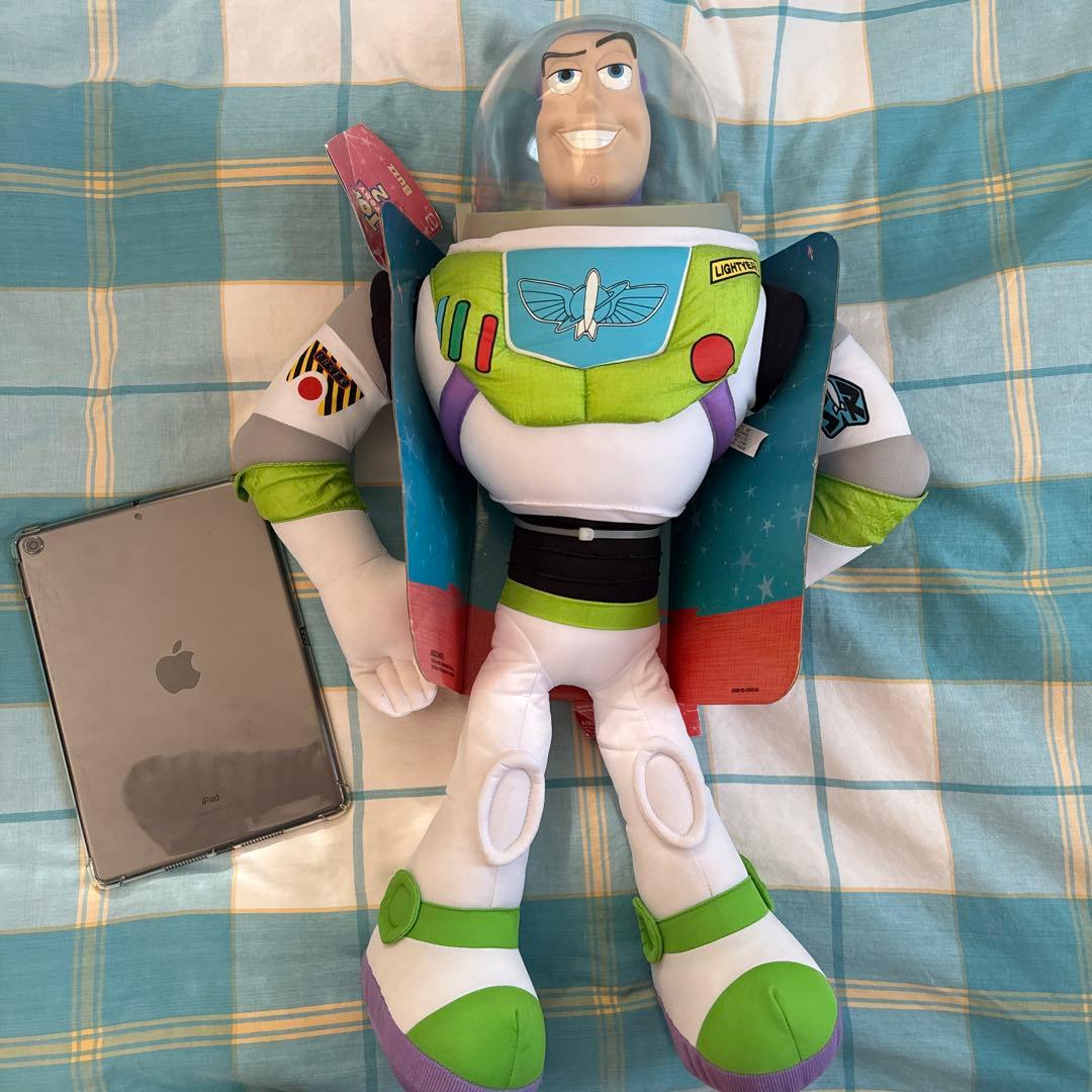 トイストーリー　バズ・ライトイヤー ビッグサイズ 楽天市場】【取寄せ】ディズニー Disney US公式商品 バズライトイヤー