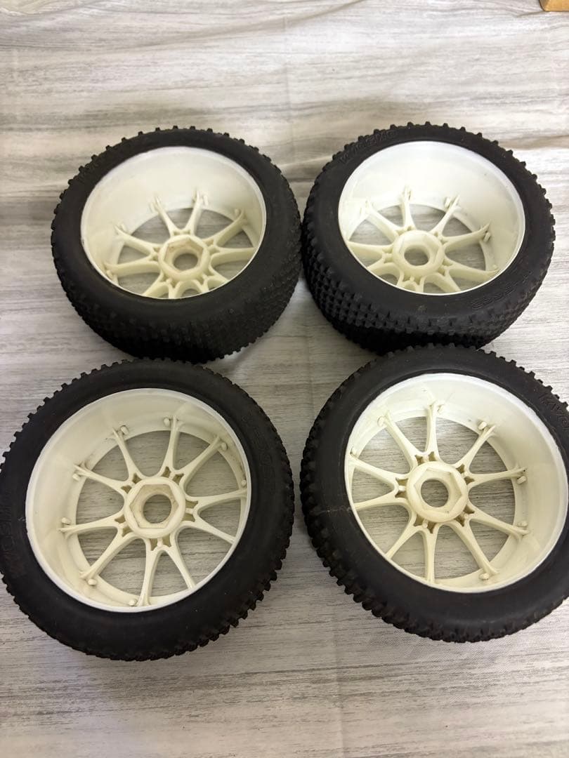 京商　DBX　2.0 ラジコン オフロード