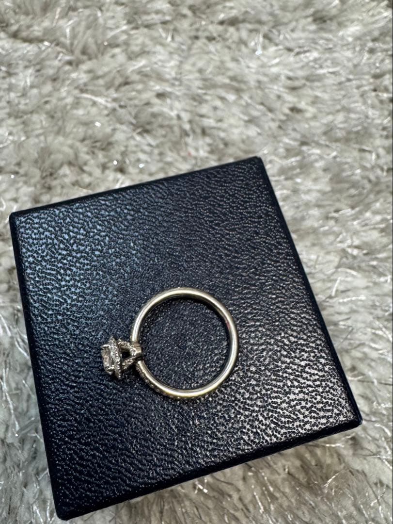 【美品】HARRY WINSTON ラウンドカットマイクロパヴェリング