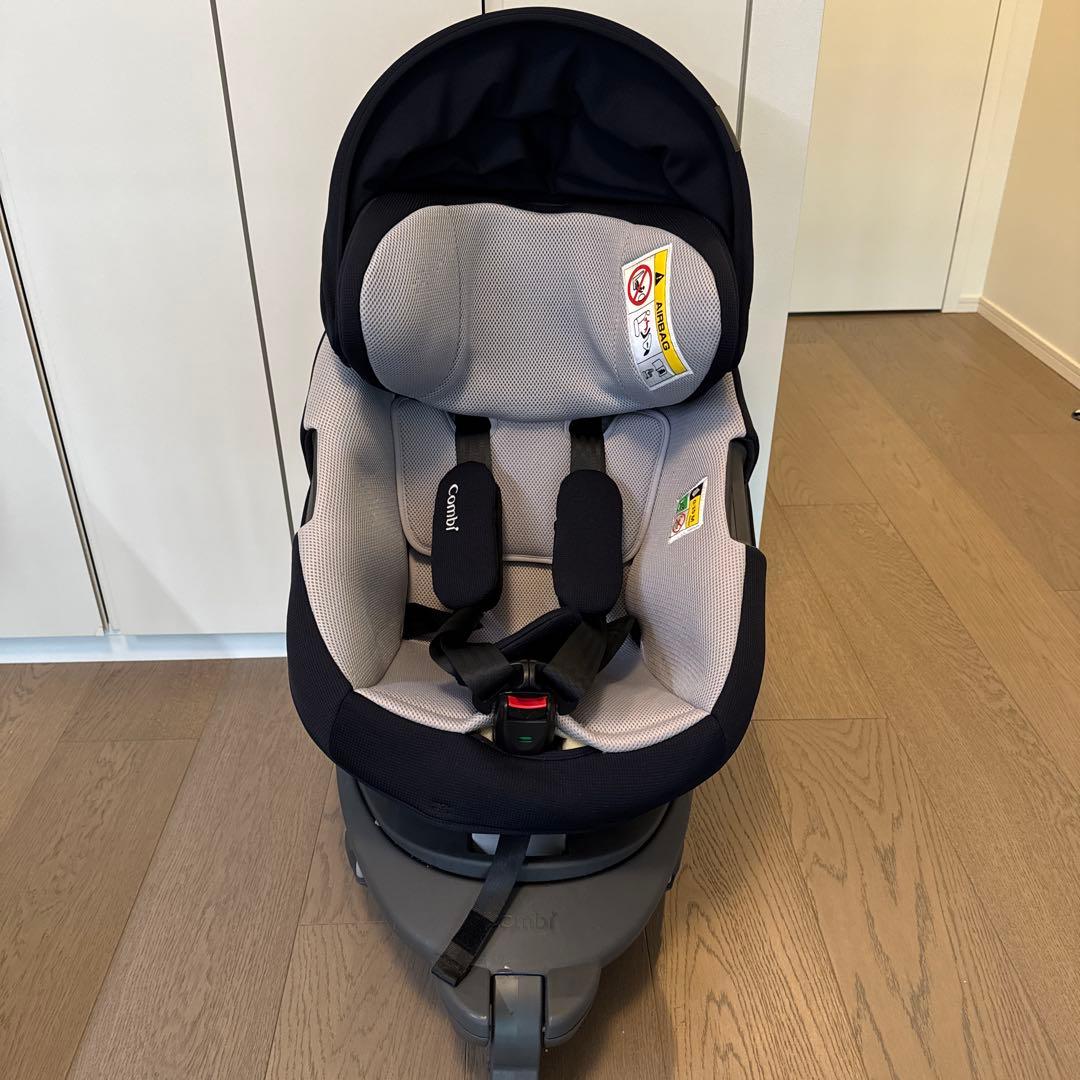 Combi 回転式チャイルドシート グレー