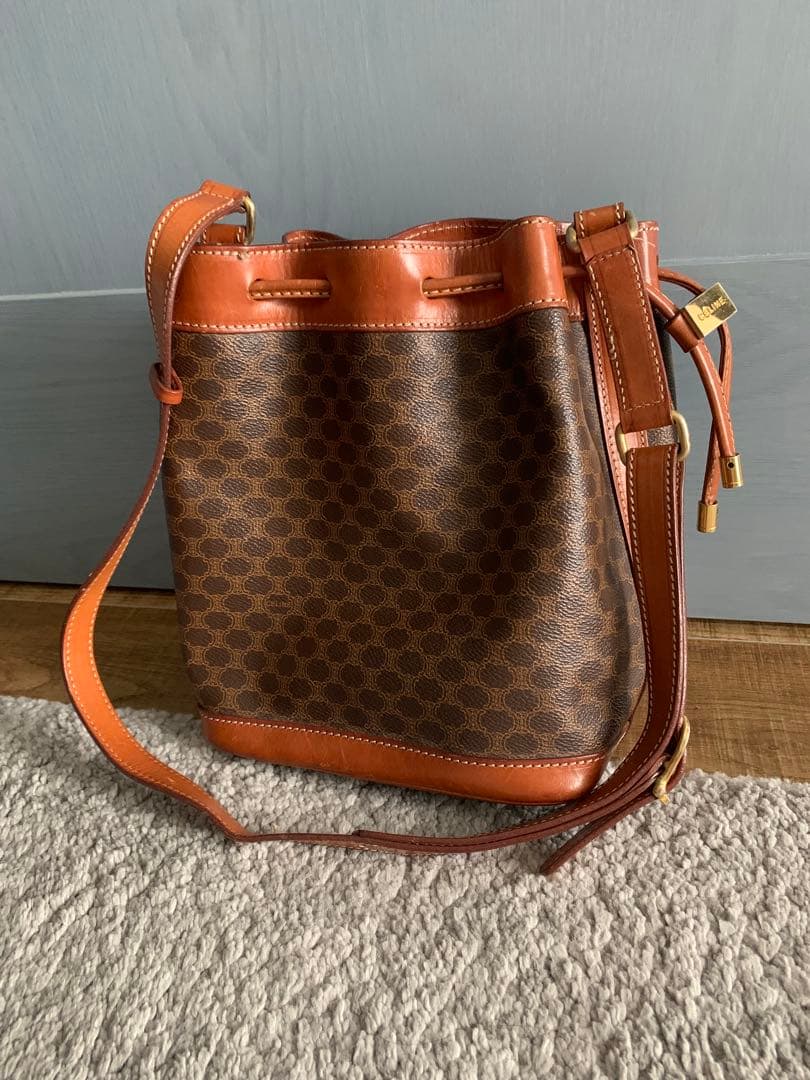 タニベン 様CELINE マカダム ショルダーバッグ 巾着 セリーヌ トリンオフ