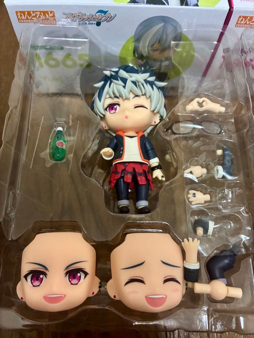 アイドリッシュセブン ねんどろいど 千 百 アイナナ Re:vale
