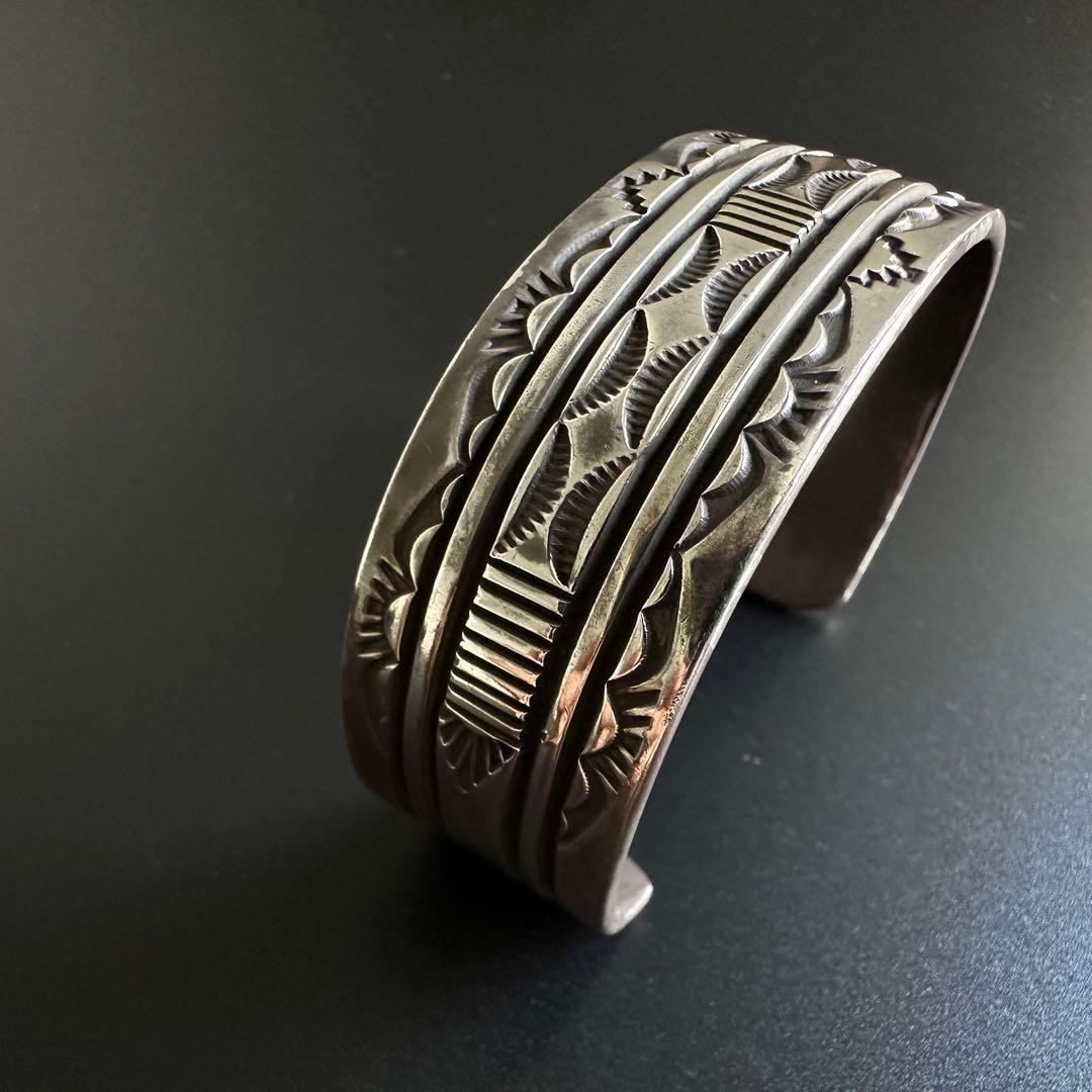 Navajo Bruce Morgan Sterling バングル　2.1cm幅