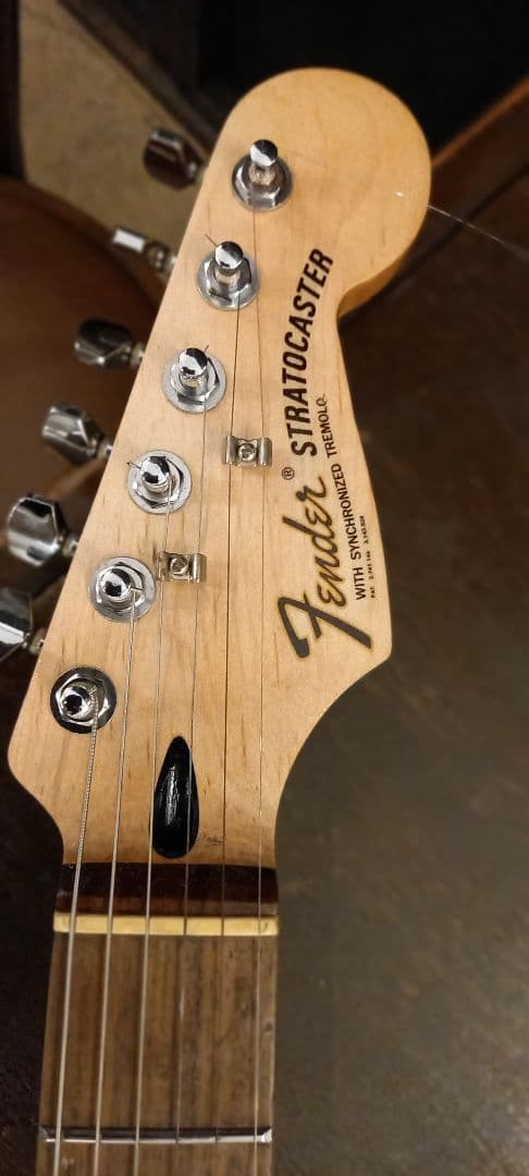 エレキギター サンバースト 3ピックアップ レインボートーン