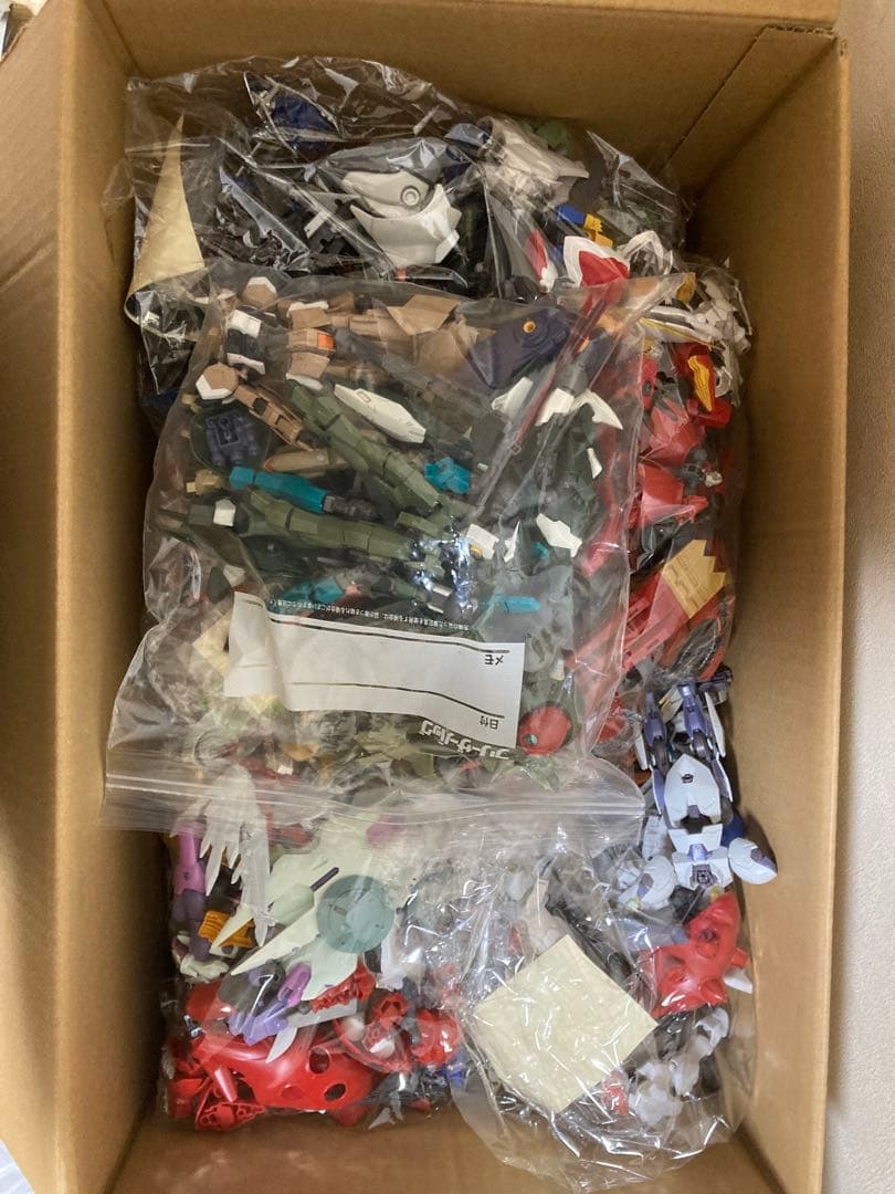 ガンプラ　超大量　ジャンクパーツまとめ売り　現状販売品