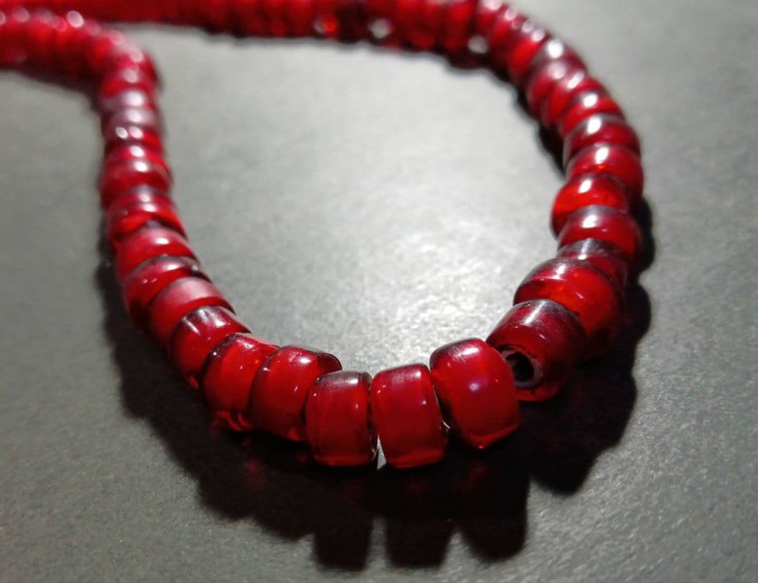 希少　アンティークビーズ　ホワイトハーツ　トレードビーズ　ヴェネチアンビーズ
