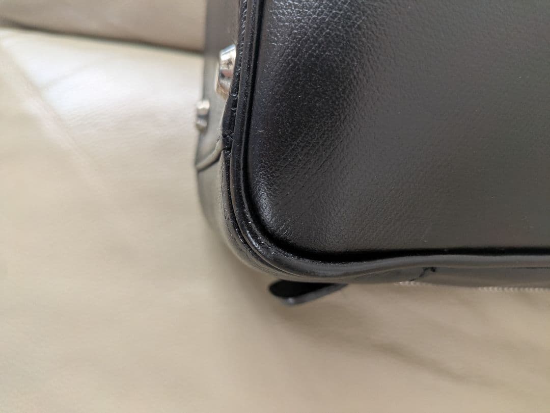 ぷち　フジタカ　FUJITAKA レザービジネスバッグ