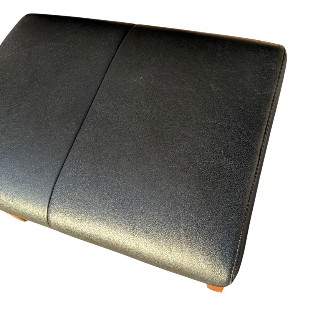 KZ007 カリモク　chitano レザー　オットマン　スツール黒　ブラック