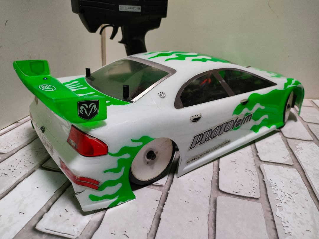 HOTBODIES　ベルトドライブ4WDシャーシ、ダッジボディAMユニットセット