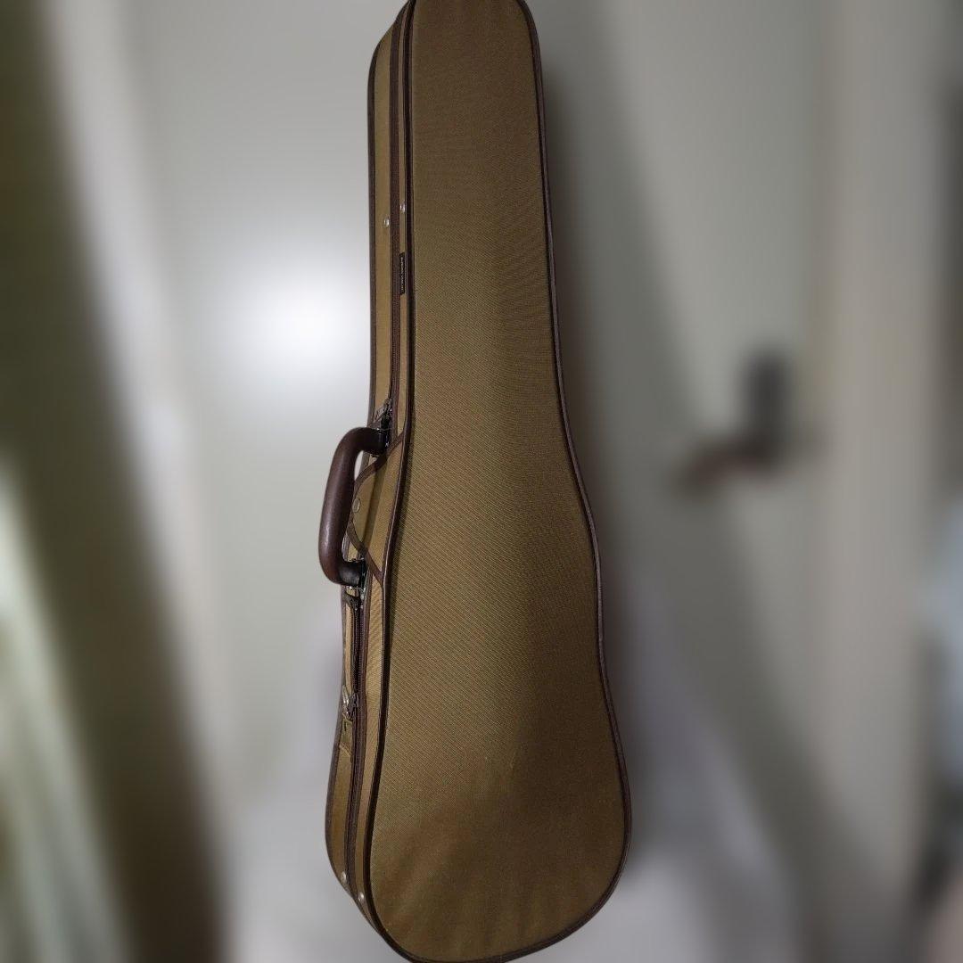 ♥スズキバイオリン4/4♥品番200♥製造年2000年♥弓、ケ―ス、松脂付き