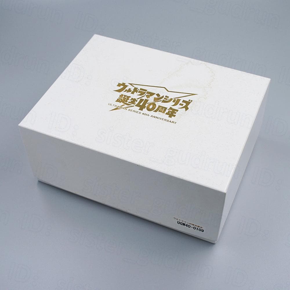 【中古】　腕時計　ウルトラマンシリーズ誕生40周年　元箱付き Yahoo!オークション - 1円〜 メンズ腕時計 ウルトラマンシリーズ 誕生4