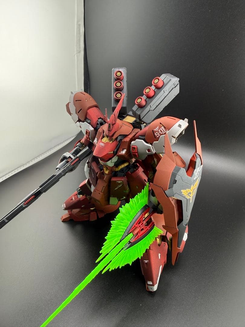 RGサザビー　ガンプラ