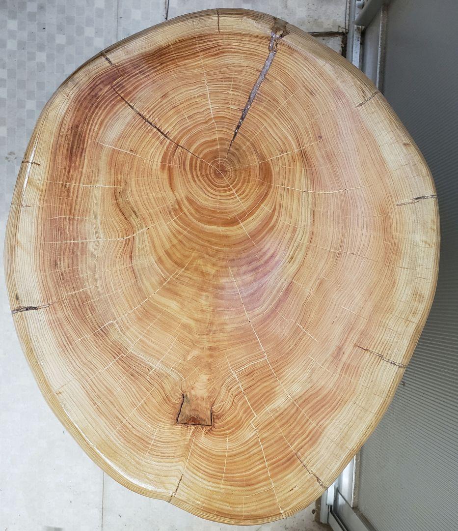 にゃぴ100年檜丸太テーブル