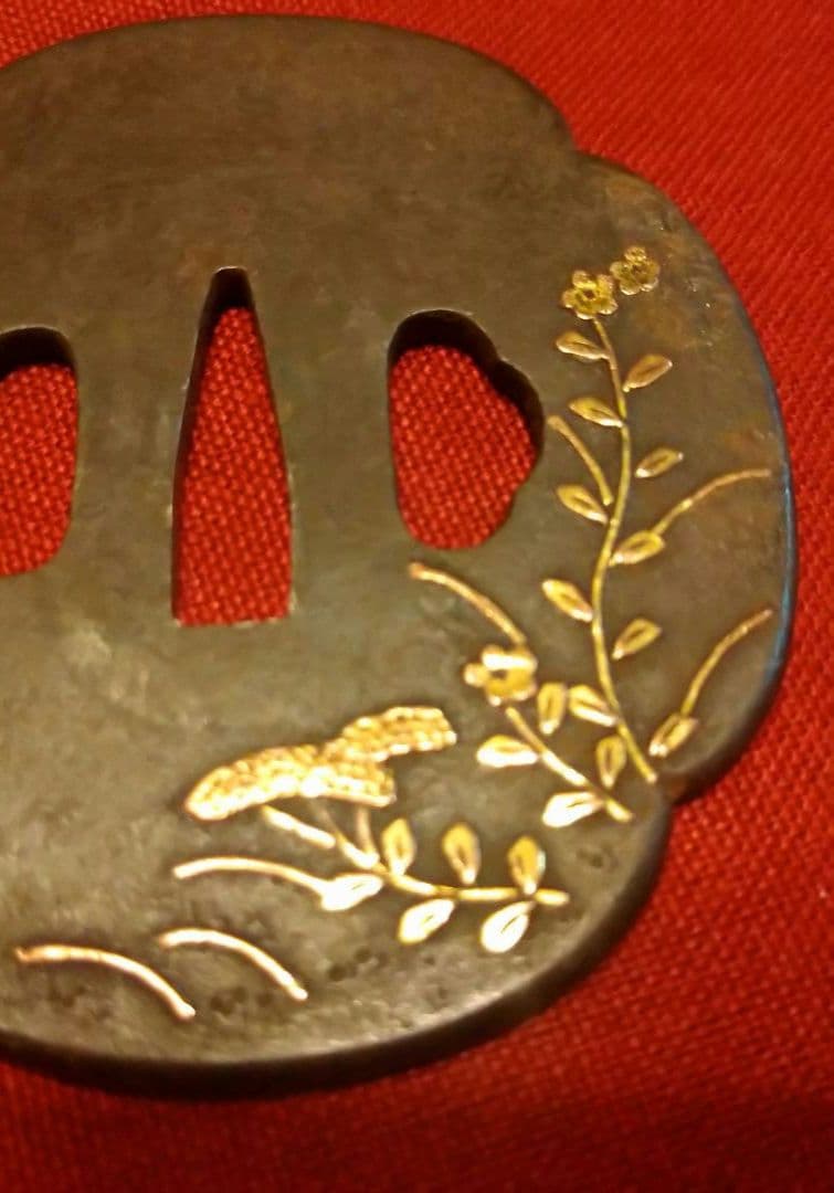 刀鍔　金花装飾　切羽