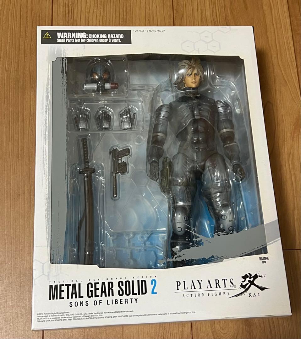 L GEAR SOLID2 PLAY ARTS 雷電 フィギュア