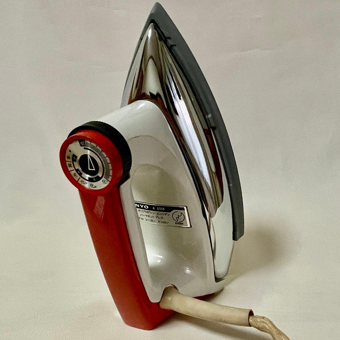 アイロン サンヨー 【昭和レトロ】 使用可能 - メルカリ
