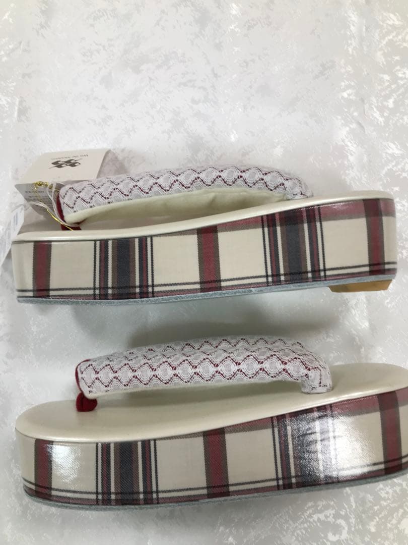 レース装飾草履とバッグセット　白×赤