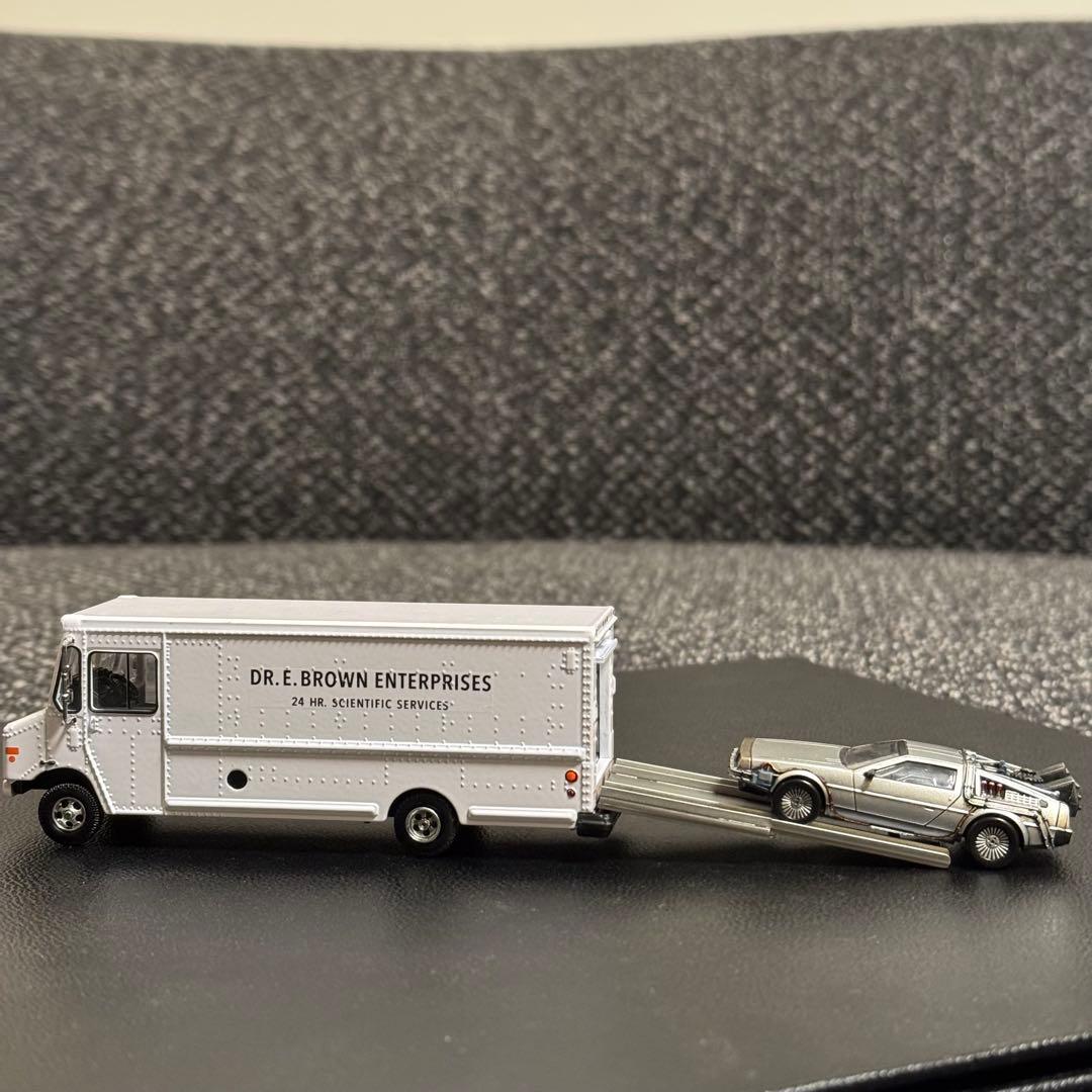 ドクのバン カスタム バックトゥザフューチャー デロリアン ②