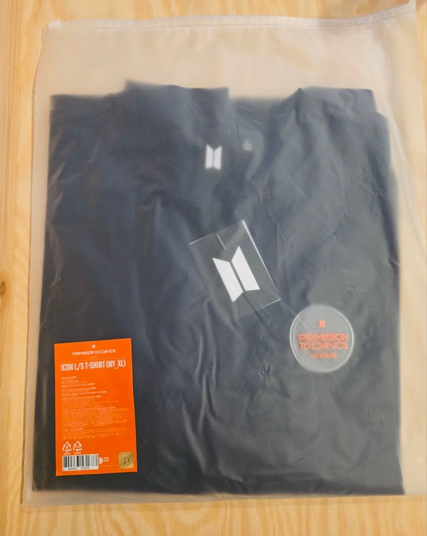 BTS PERMISSION TO DANCE ジミン テヒョン 着用　ロンT