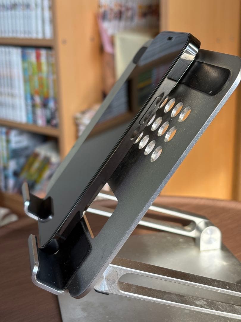 超美品】Apple iPhone 12 PROグラファイト トリプルカメラ