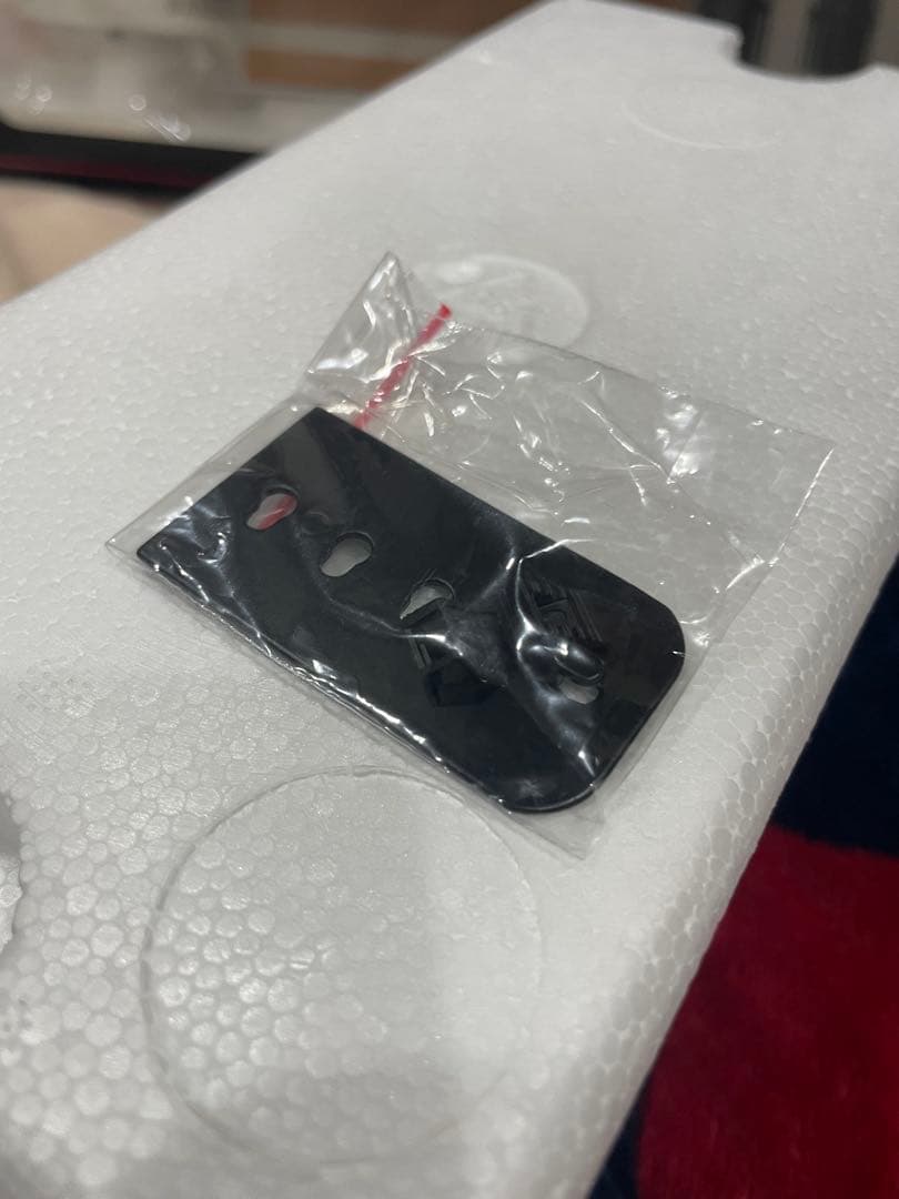 京商　1/43 UD Quon GW 6×4 重機運搬用セミトレーラ　おまけ付