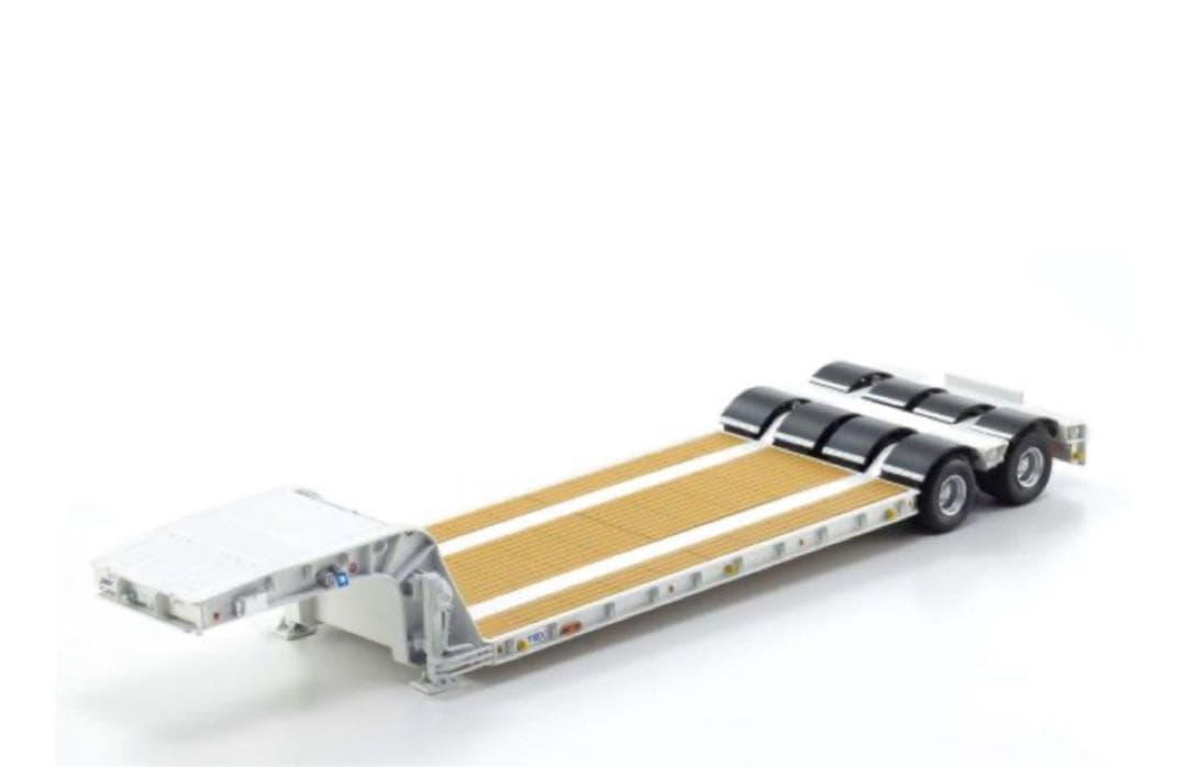 京商　1/43 UD Quon GW 6×4 重機運搬用セミトレーラ　おまけ付