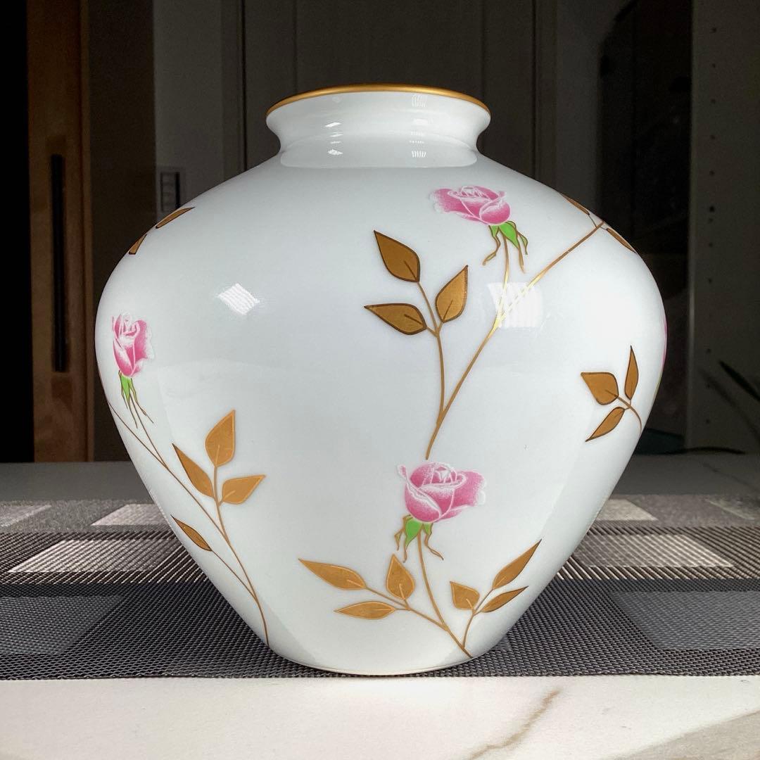 暮らしのうー特価』 『保管痛み』 香蘭社 『薔薇』 花瓶 - メルカリ