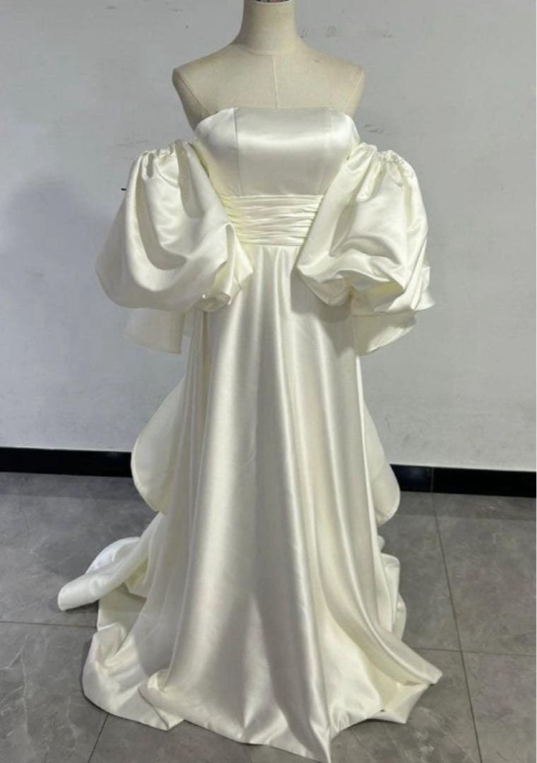 【もりー♡】ホワイトウェディングドレス オフショルダー フリル付き