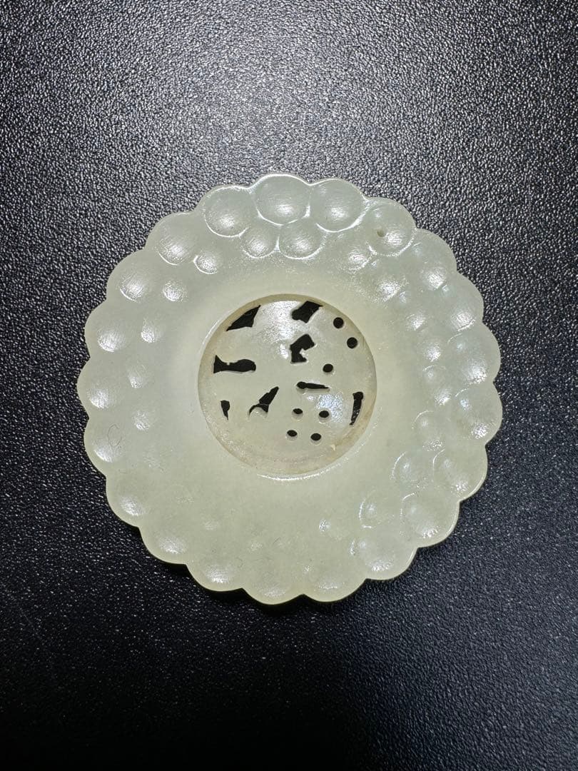 中心回転 福本玉 清時代 中国古美術 時代物 お守り 極細工 和田玉玉彫古玩開運 中心回転 福本玉 清時代 中国古美術 時代物 お守り 極細工 和田玉玉彫