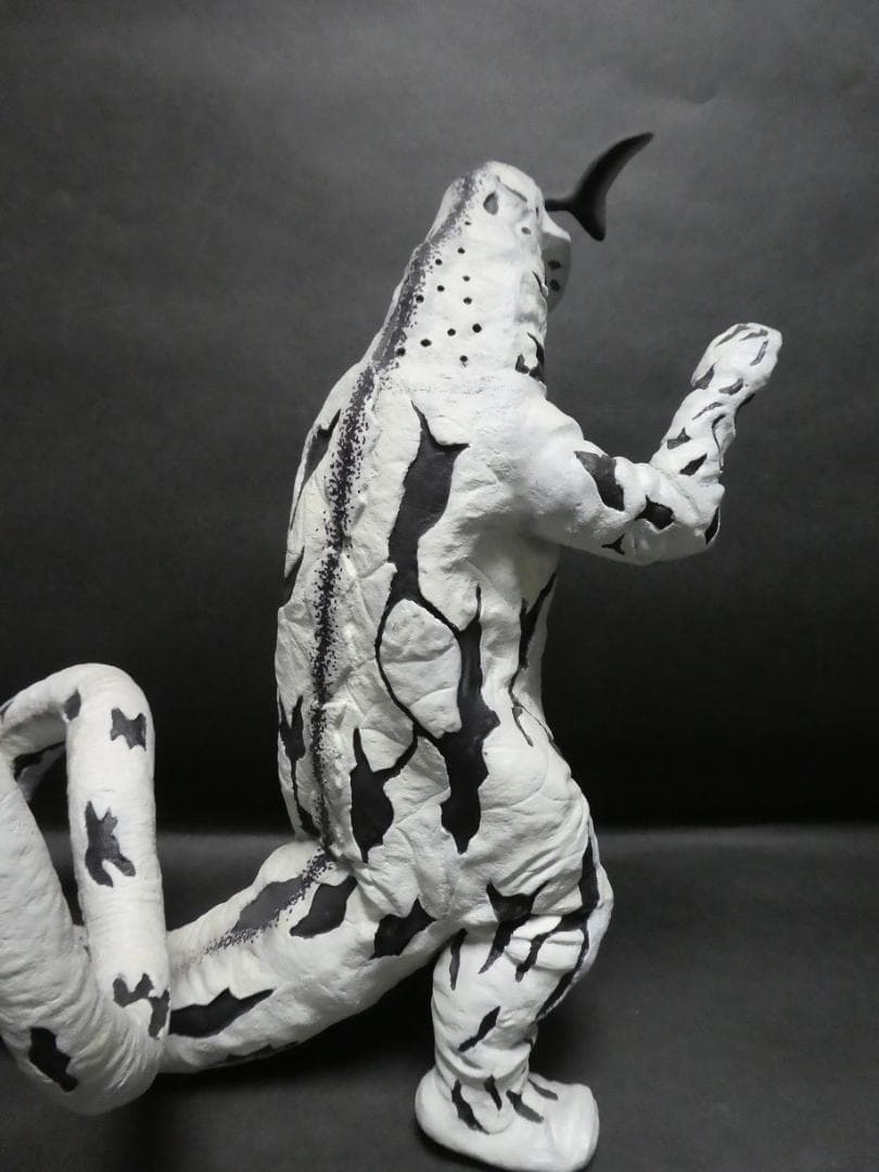 ビリケン商会 エレキング 塗装済み完成品