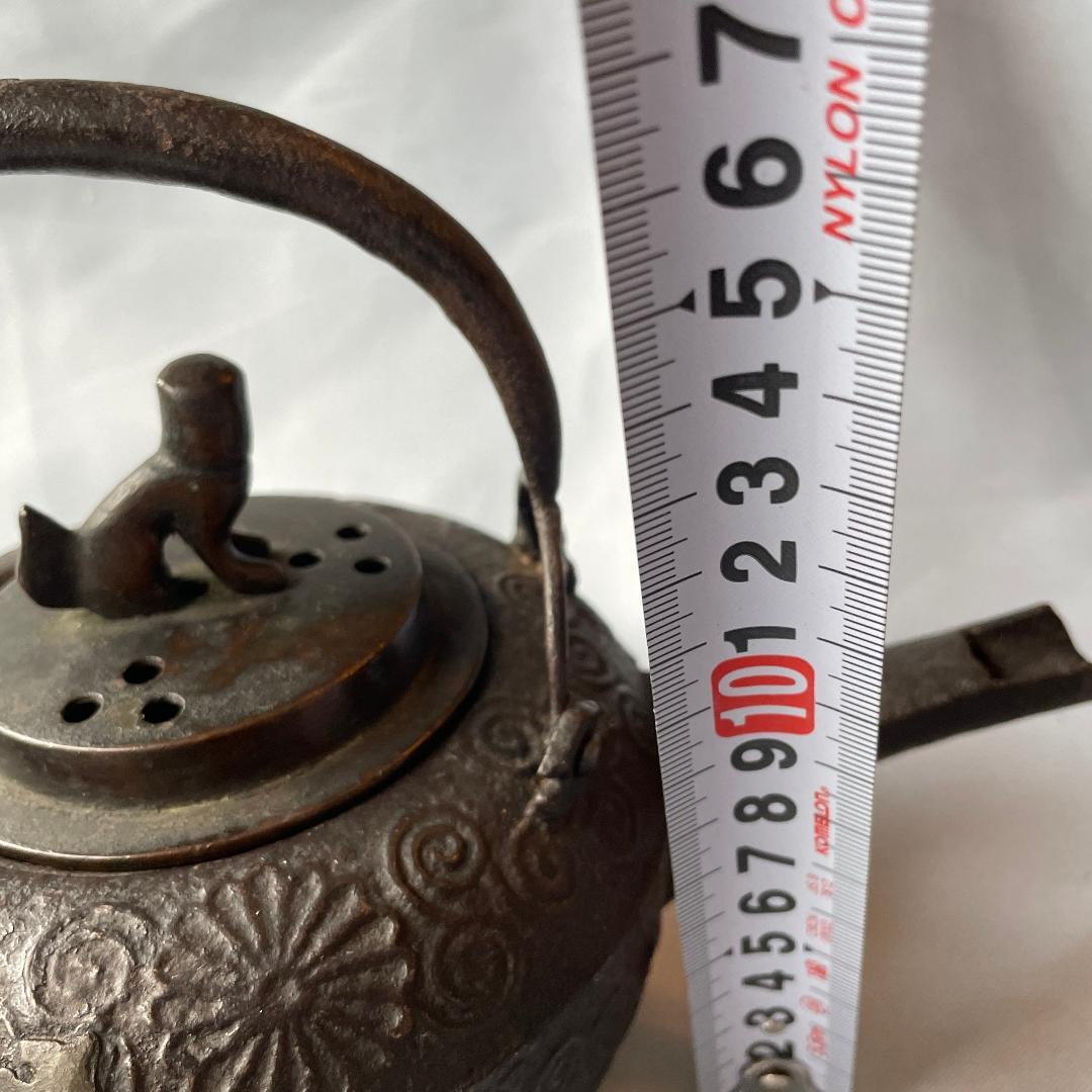 骨董品です！鉄器 鉄瓶 菊十六紋 K2484