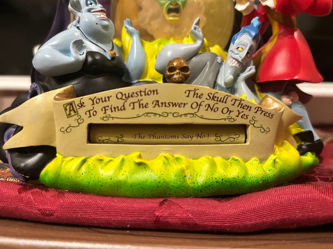 ディズニー　オルゴール　フィギュア　ヴィランズ　スノードーム　Disney