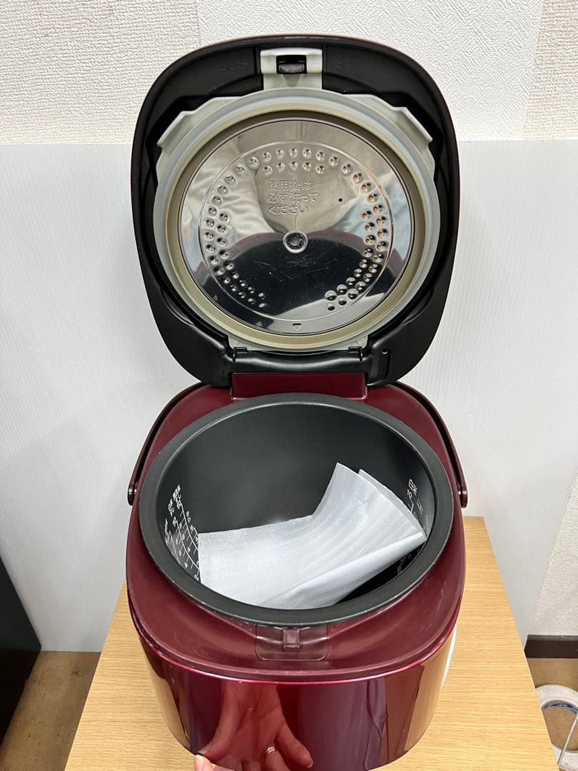 TOSHIBA 真空IH 炊飯器 RC-18VRK 1.8L 2017年製