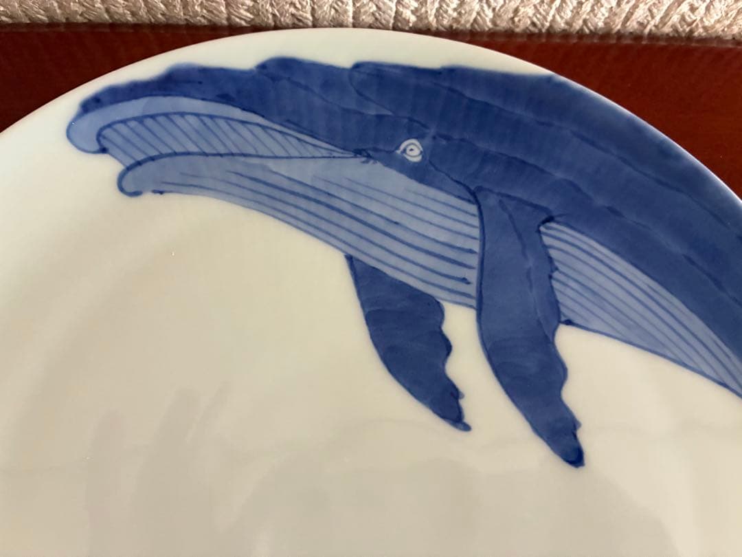 有田焼　渓山窯　染め付けナガスクジラ　プレート　皿