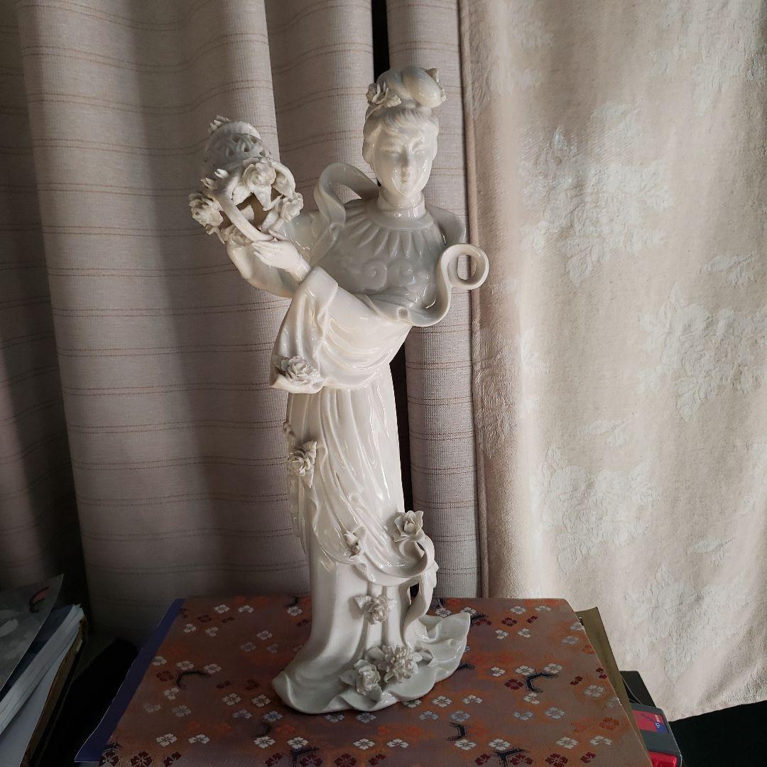 Bフライデー 白磁 陶器製 女性像 置物高さ38cm 訳有り