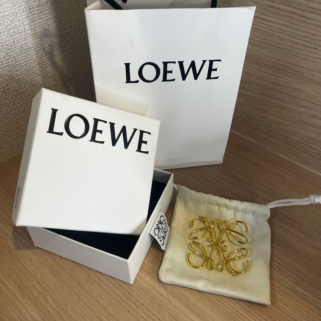 LOEWE ゴールドブローチ LOEWE [新品/ラッピング済] ロエベ ブローチ