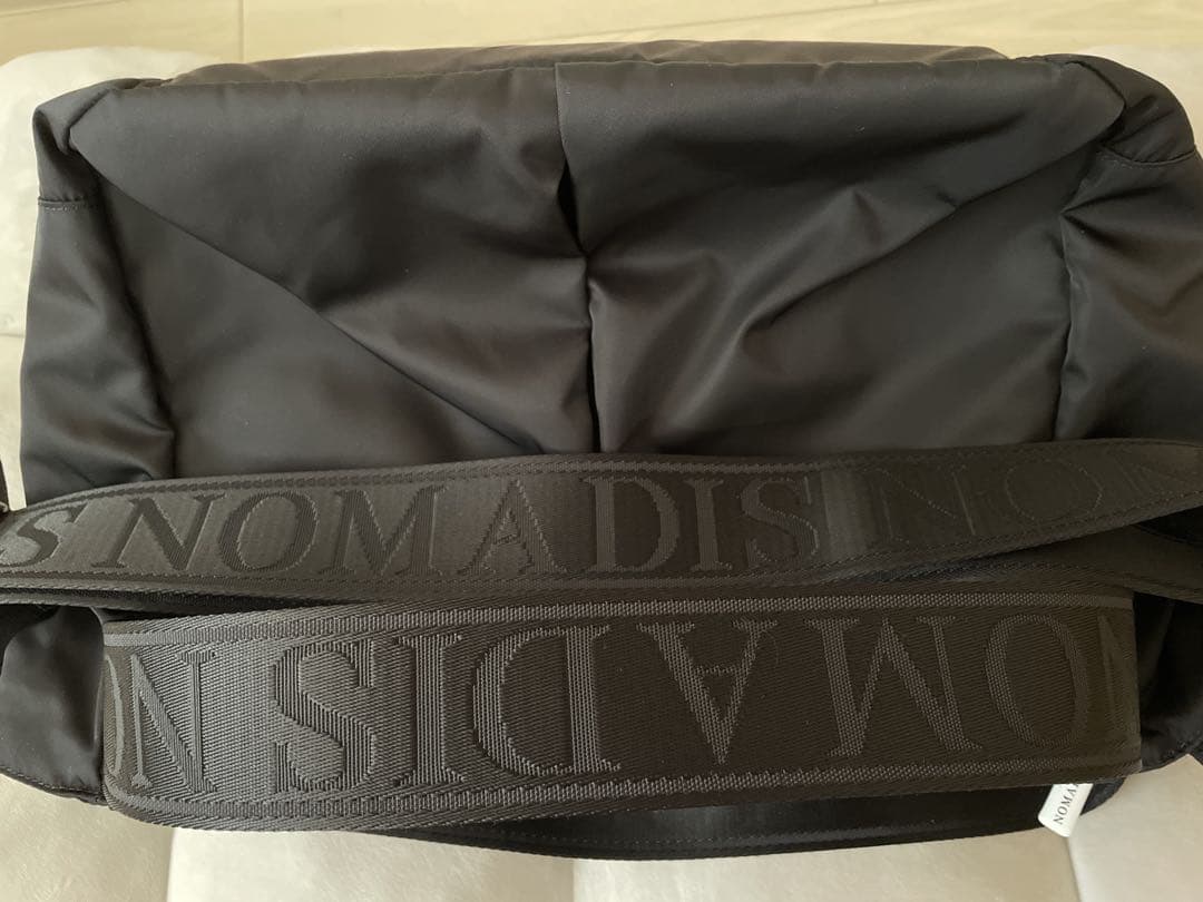 ☆NOMADIS ノマディス/BASQUE M ショルダーバッグ　ブラック☆