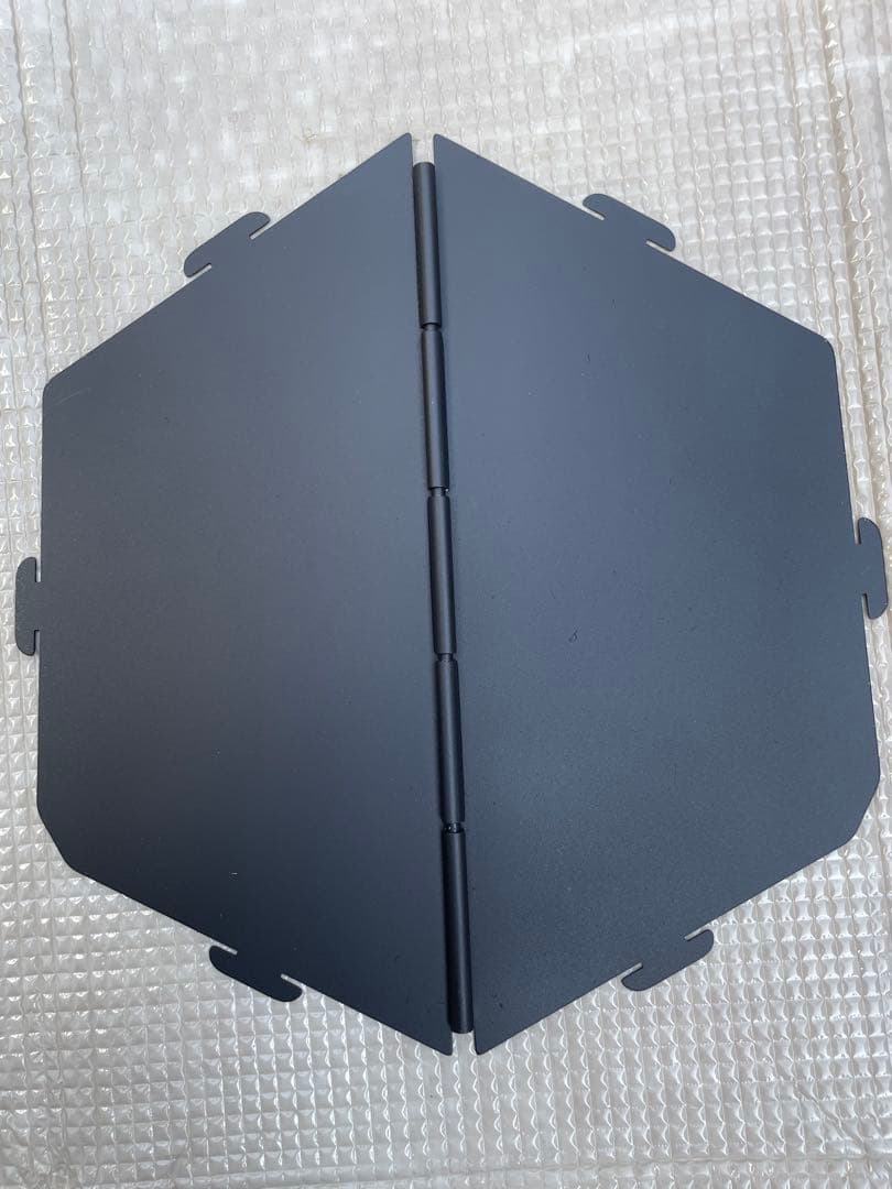 スームルームアーチ型焚き火台 サンゾー工務店ロダン型