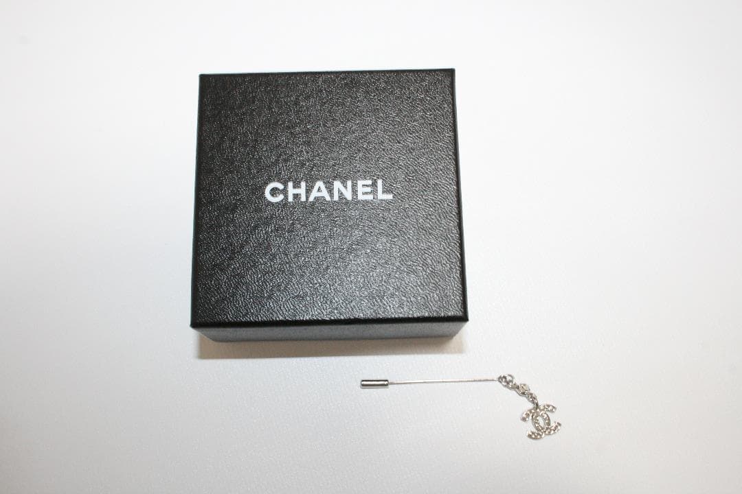 CHANEL シャネル ココマーク ラインストーン ピンブローチ
