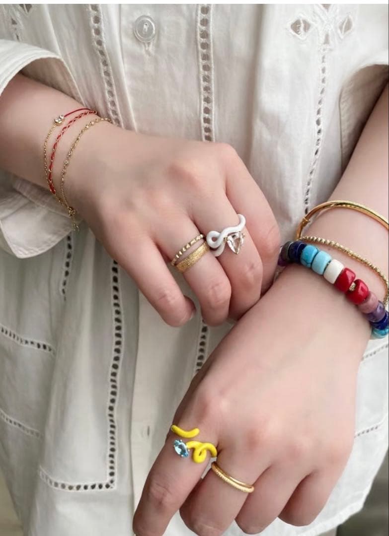 TRILLION VINE RING IN WHITE ベア ボンジェスカ