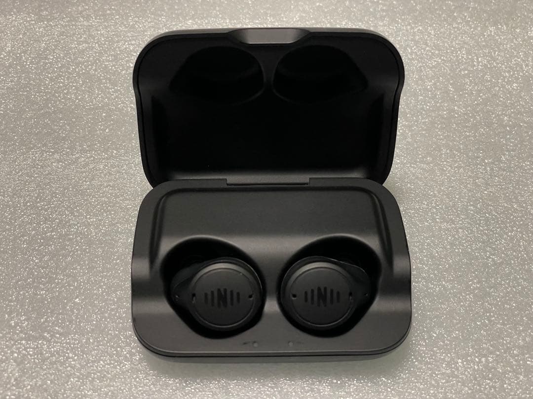 IQbuds2 ワイヤレスイヤホン 充電ケース付き