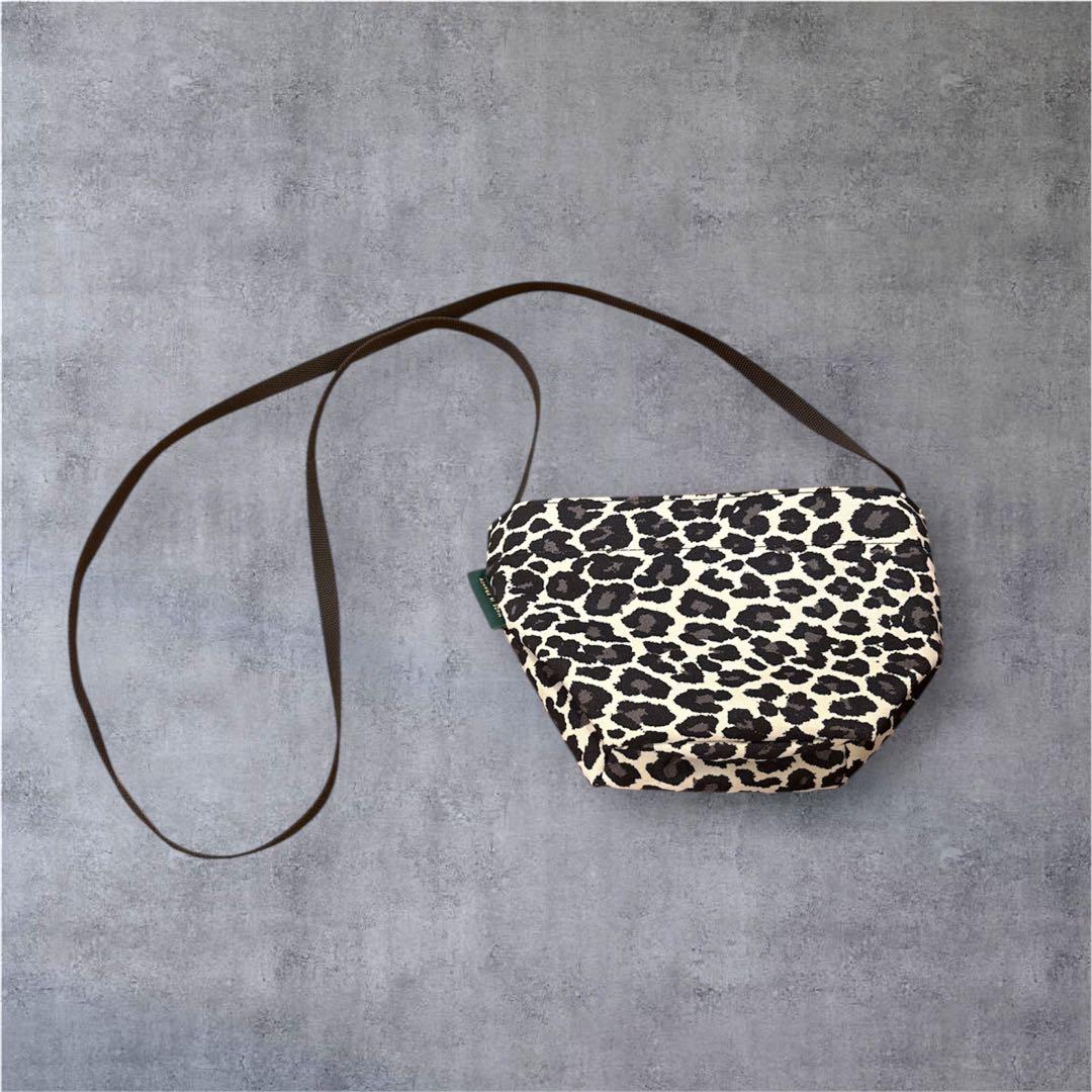 美品 エルベシャプリエ 1927F パンサーブラン ショルダーバッグ XS 船型