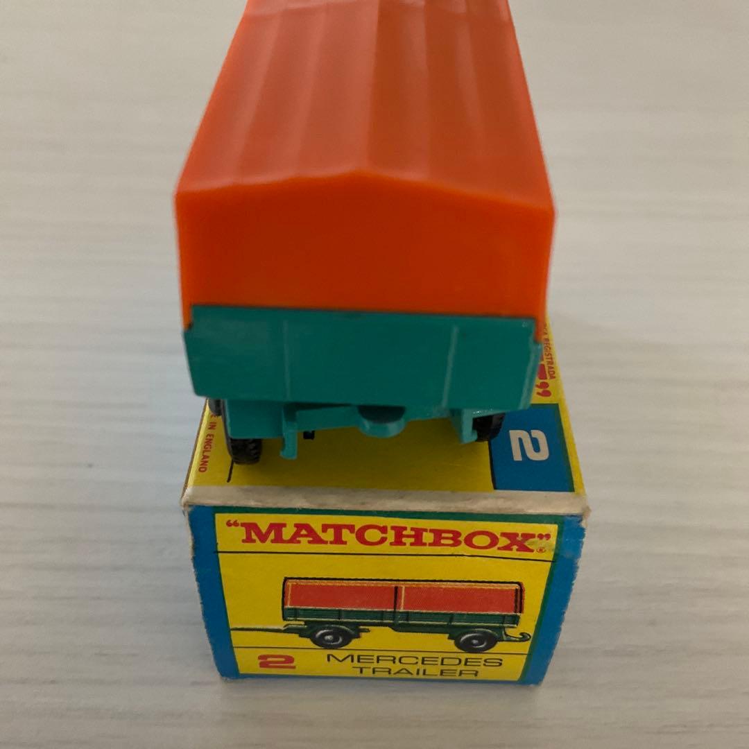 ミニカー　マッチボックス　2 メルセデス　トレーラー