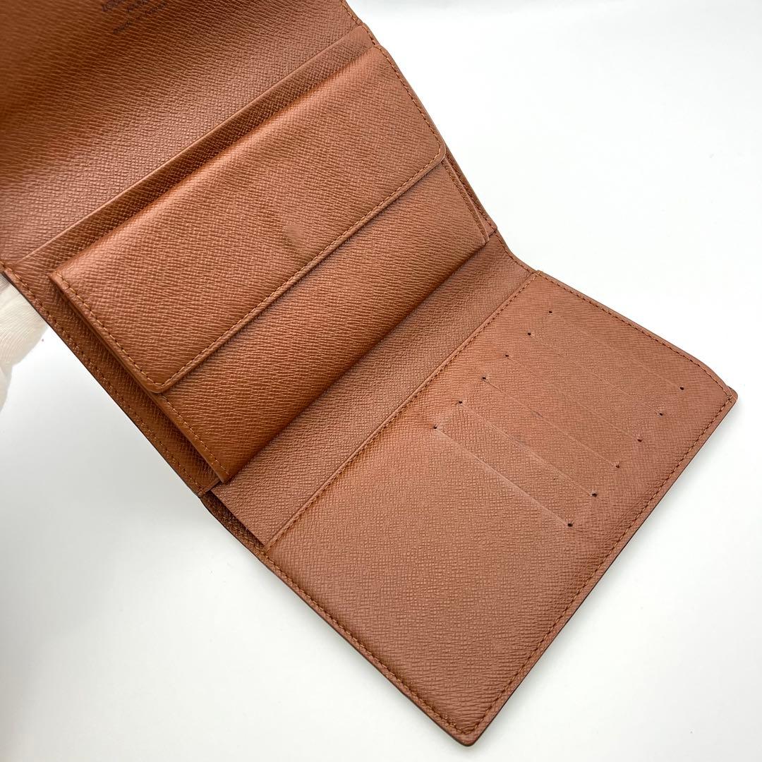 ルイヴィトン モノグラム ポルト トレゾール エテュイ パピエ 三つ折り財布