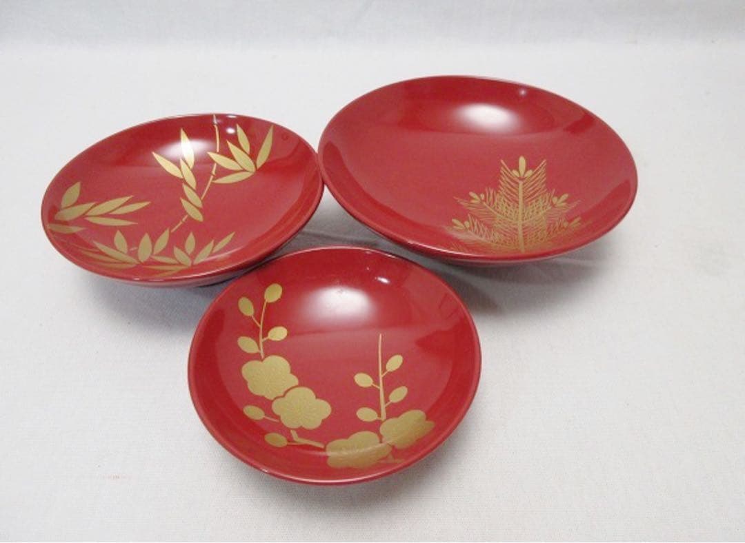 ほぼ未使用 懐石道具 木製黒塗 金彩松 竹 梅蒔絵 屠蘇器 四