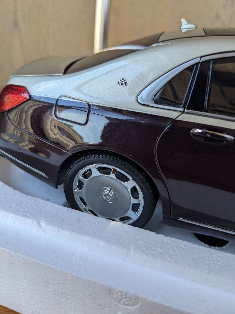 自動車 ALMOST REAL1/18 Mercedes-Maybach S-Class